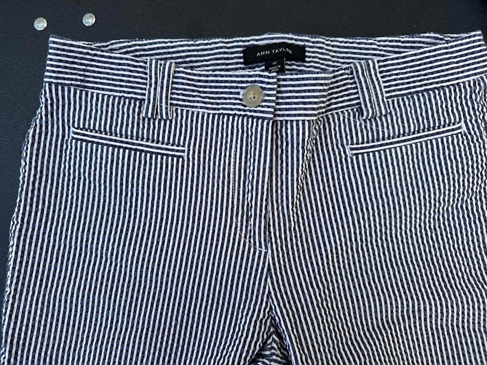 Ann Taylor Seersucker Stripe Ankle Pants 4T