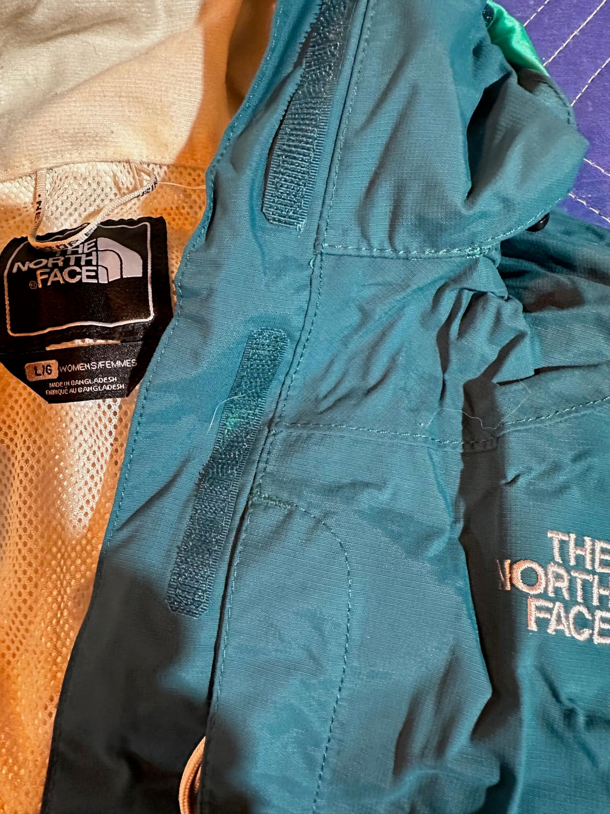 North Face Women’s Teal Hooded Ski Jacket L
