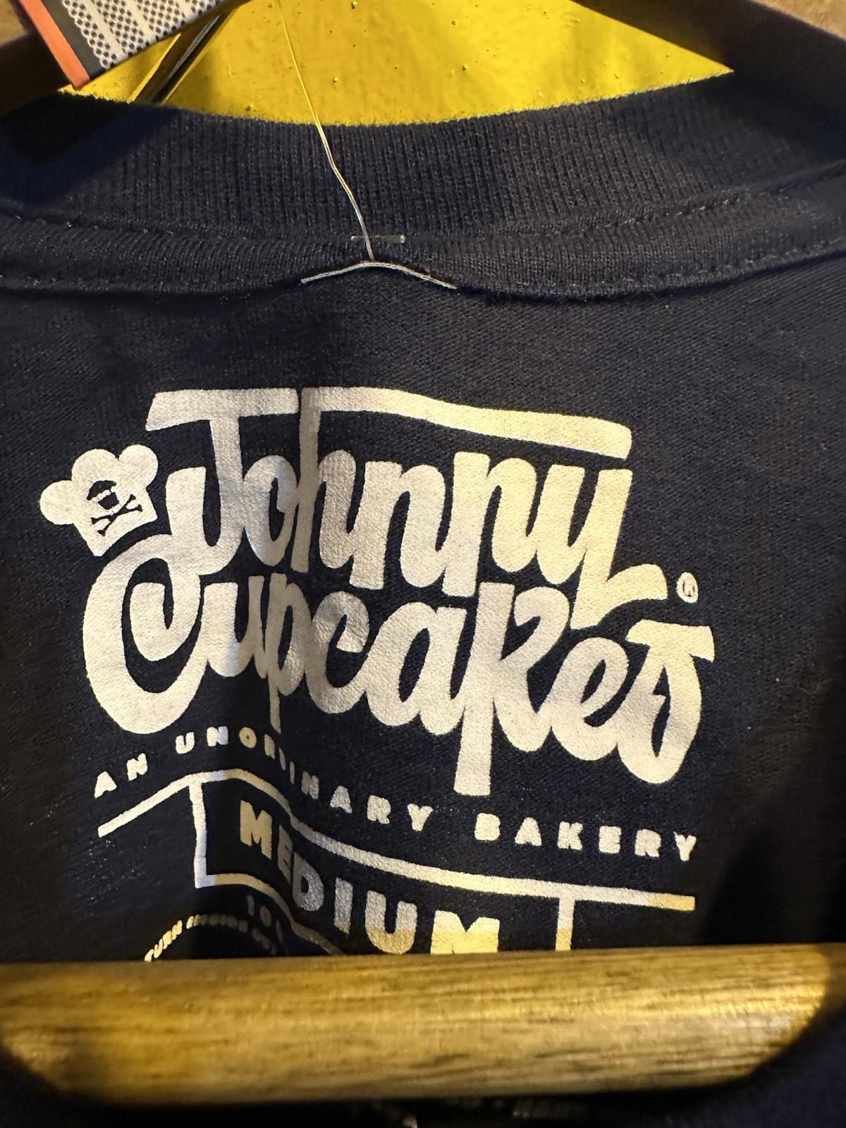 Johnny Cupcakes California Surf Graphic Tee M NWT