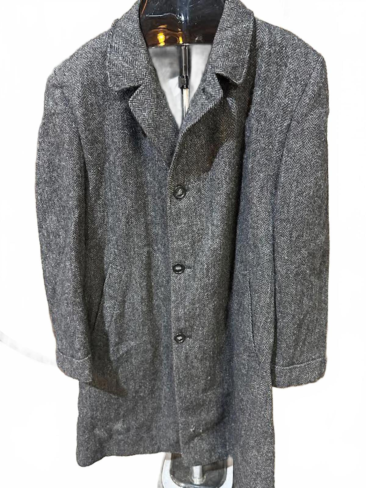 1940s Strathmore Lee McClain Gray Tweed Wool Overcoat