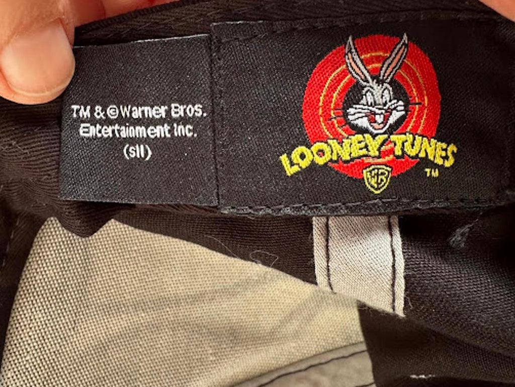 Looney Tunes Bugs Bunny Snapback Hat