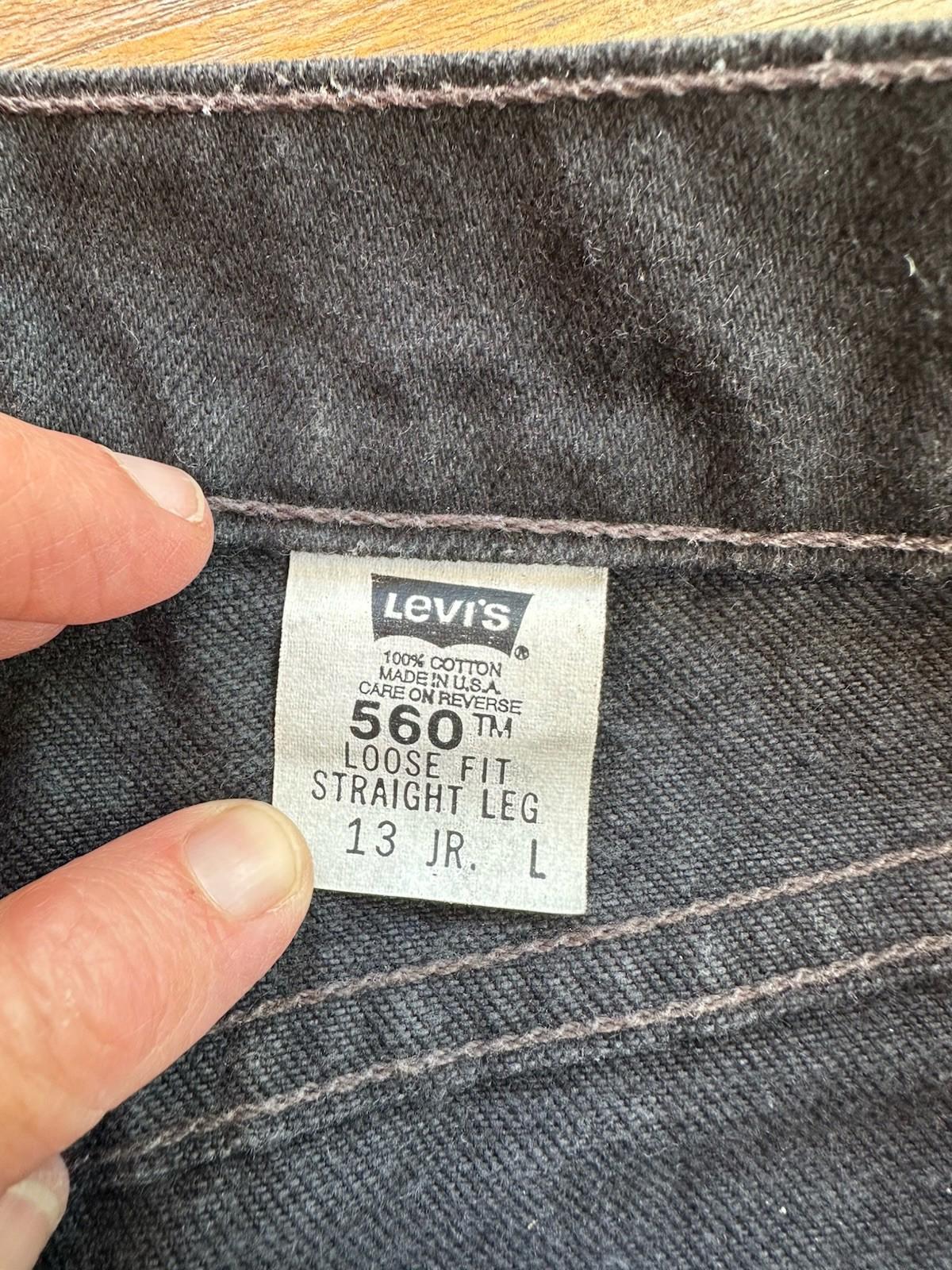 Vintage Levi’s 560 Loose Fit Straight Leg 13 Jr. Black Denim Jeans USA 90s