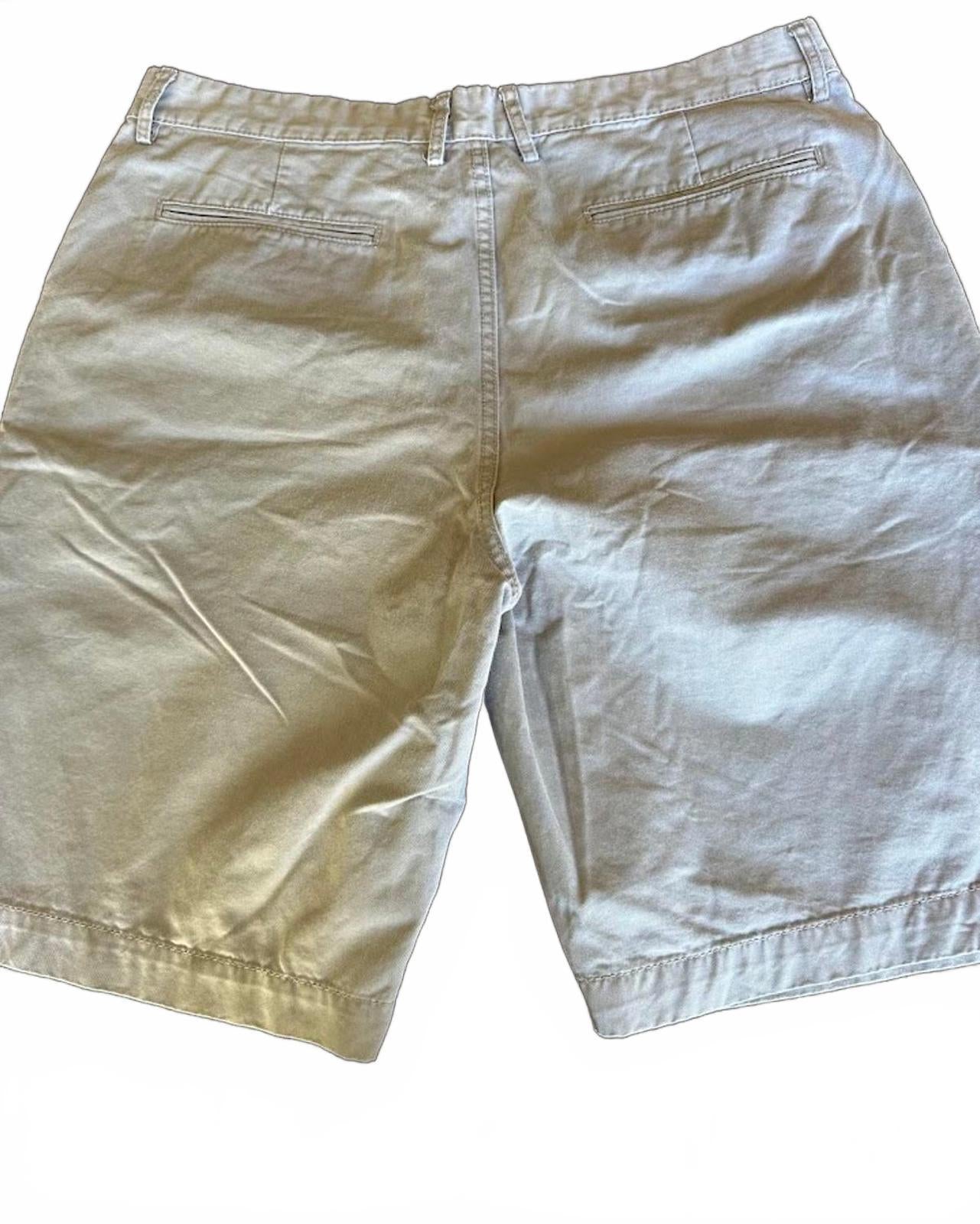 3-Pack Shorts 36 Gap/ Izod/ Lands’ End