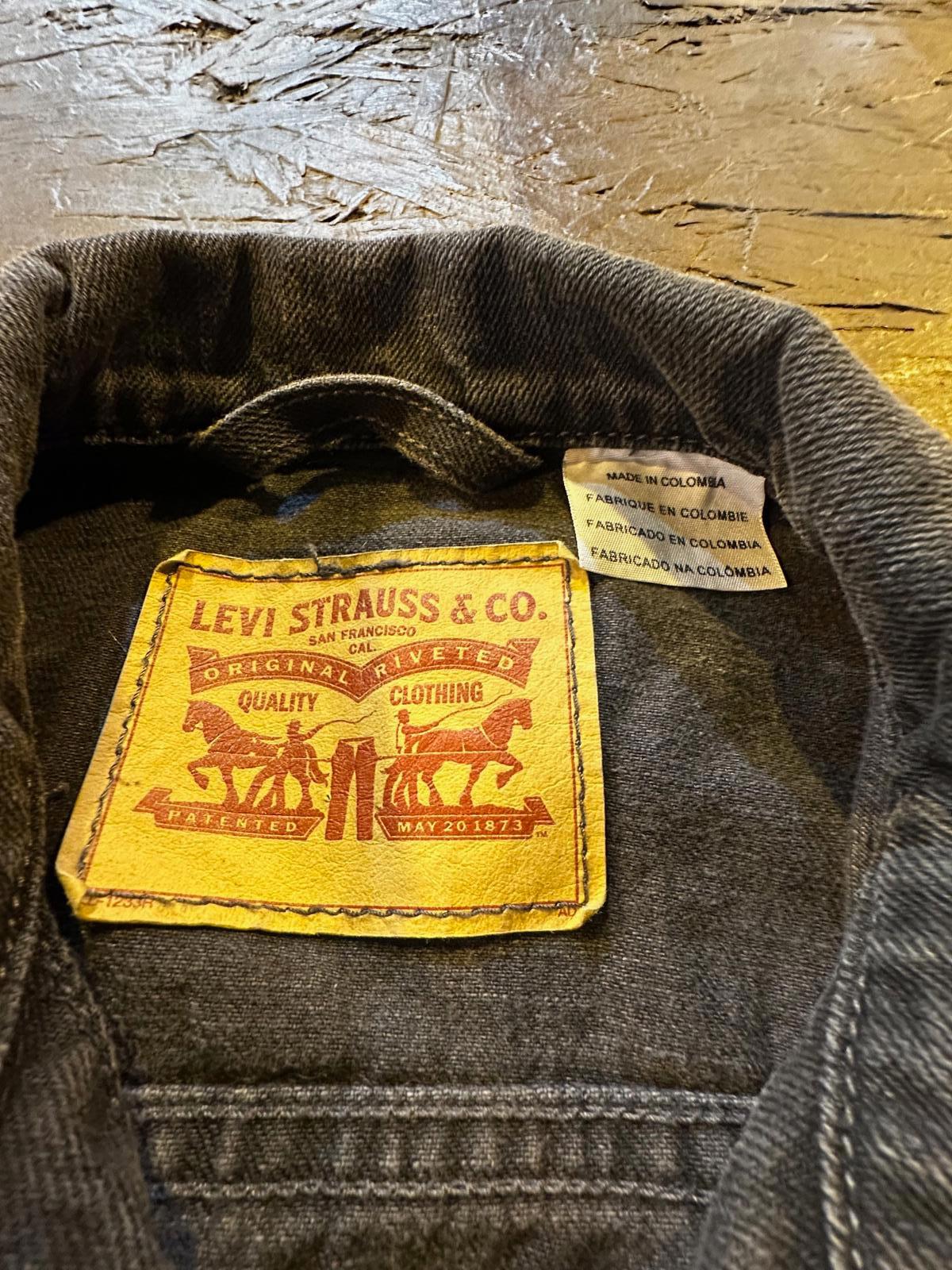 Custom Levi’s Black Denim Vest  Vintage Punk Buttons Medusa