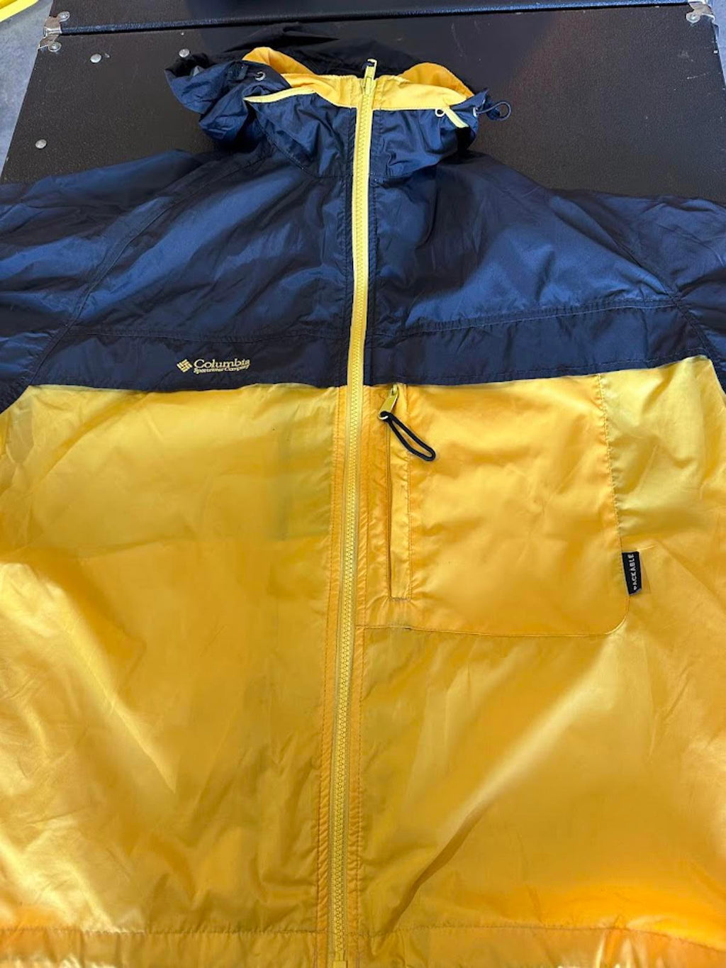 Columbia Black Yellow Hooded Windbreaker Jacket