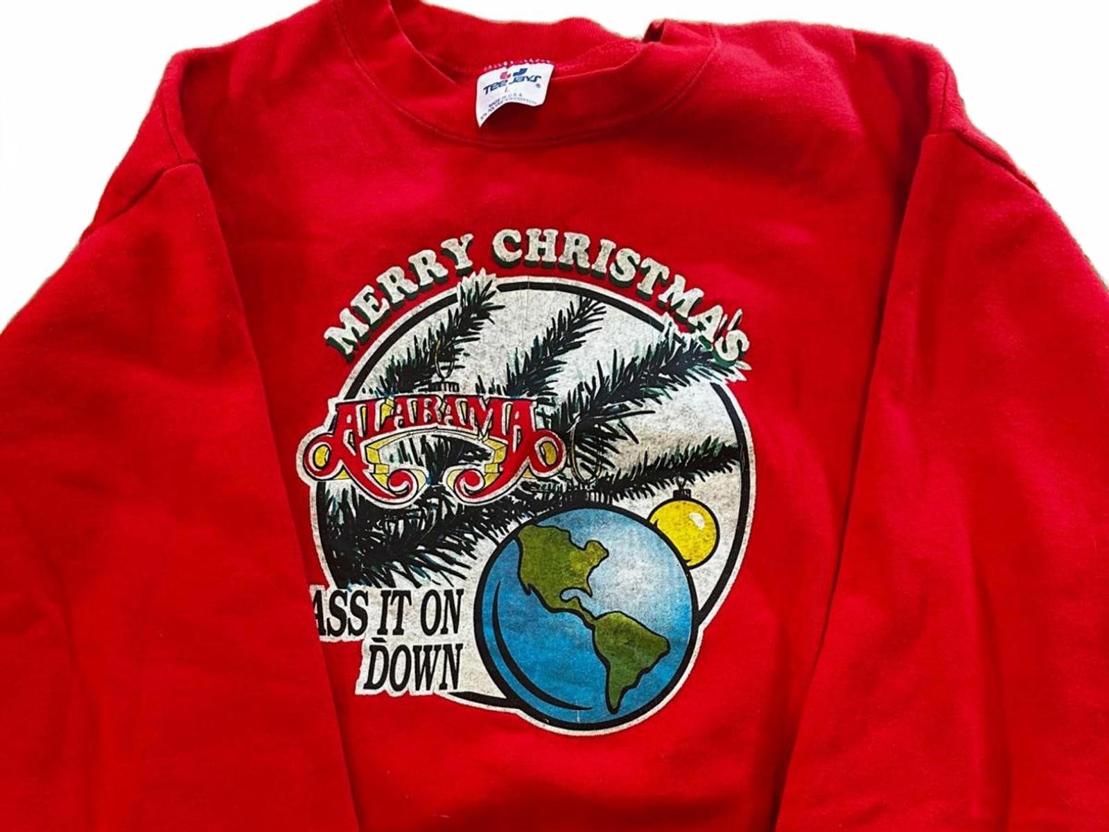 Vintage 1990s Alabama “Merry Christmas Pass It On Down” Sweatshirt