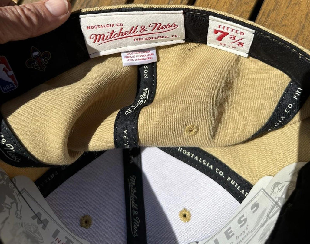 New Orleans Pelicans Mitchell And Ness NBA Hi Crown Fitted 7 3/8 Hat Cap