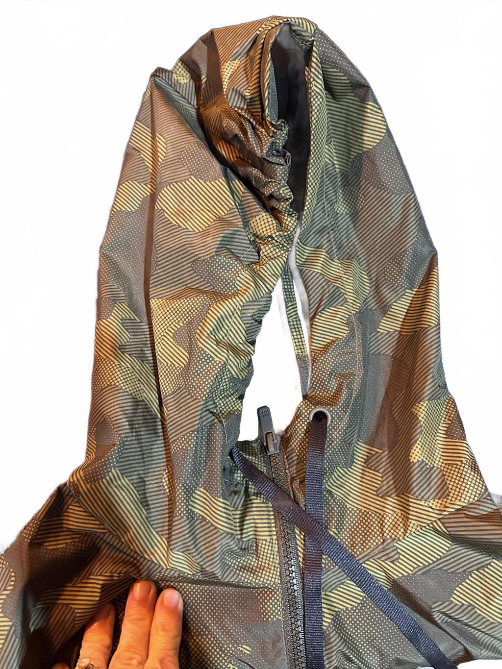 All in Motion Camo Windbreaker Jacket Men’s L