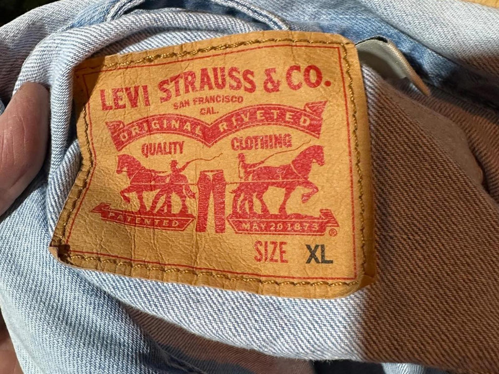 Levi’s Light Wash Denim Trucker Jacket XL (Type III Style)