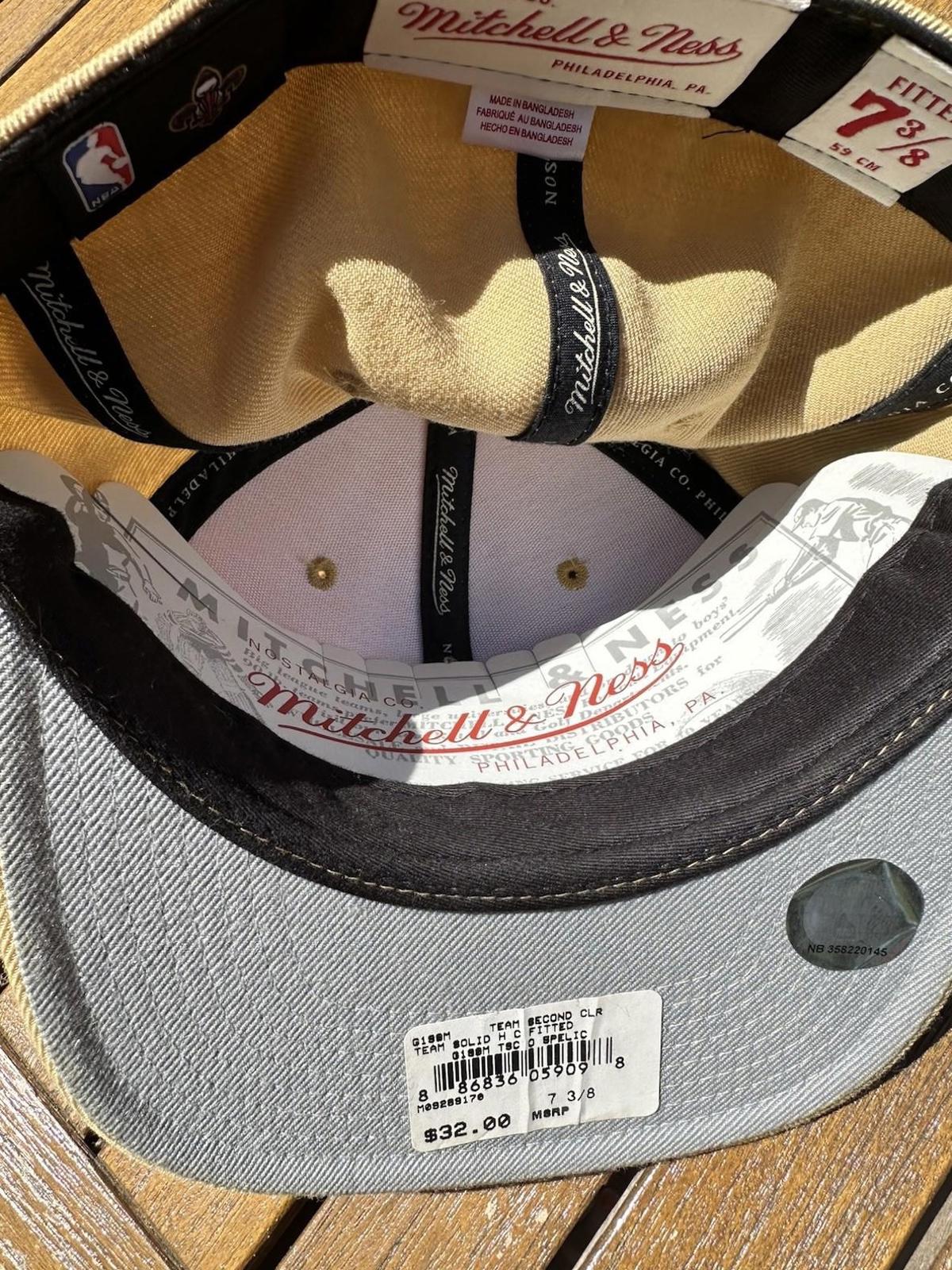 New Orleans Pelicans Mitchell And Ness NBA Hi Crown Fitted 7 3/8 Hat Cap