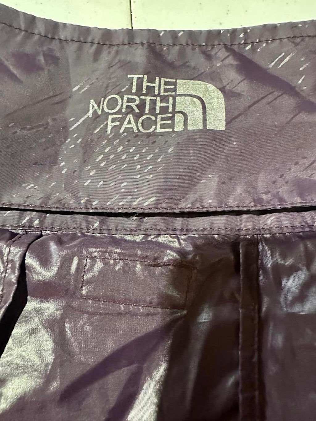 The North Face Hooded Windbreaker M