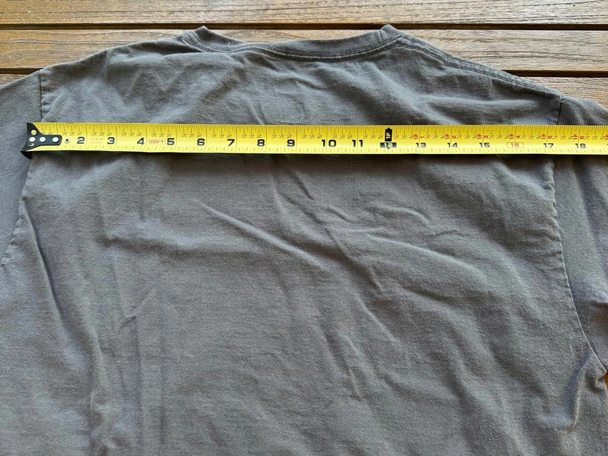 Live Ugly Fake Your Death Opossum Graphic Tee M