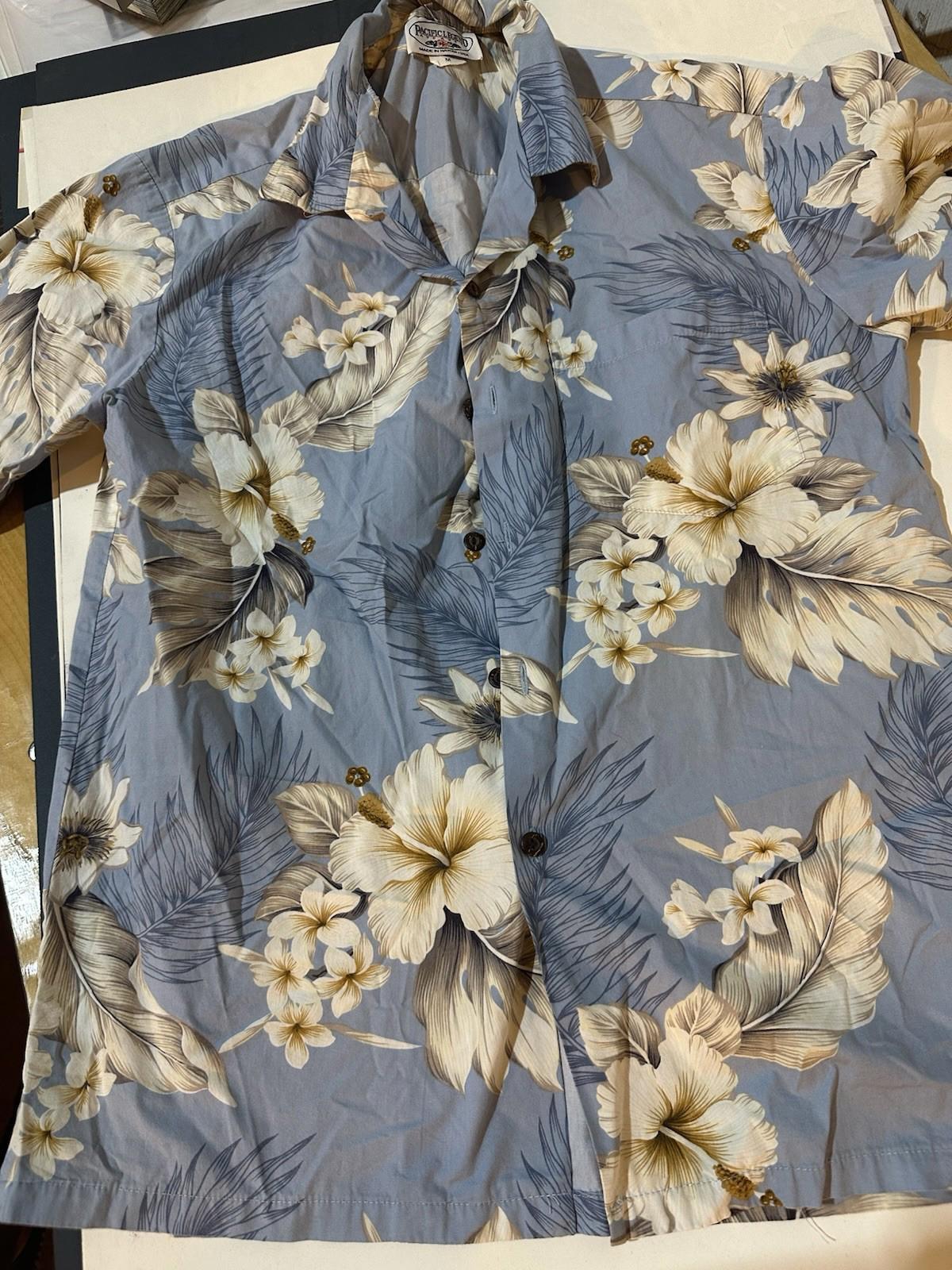 Lot Of 3 Vintage Hawaian Shirts  S,M, L or XL