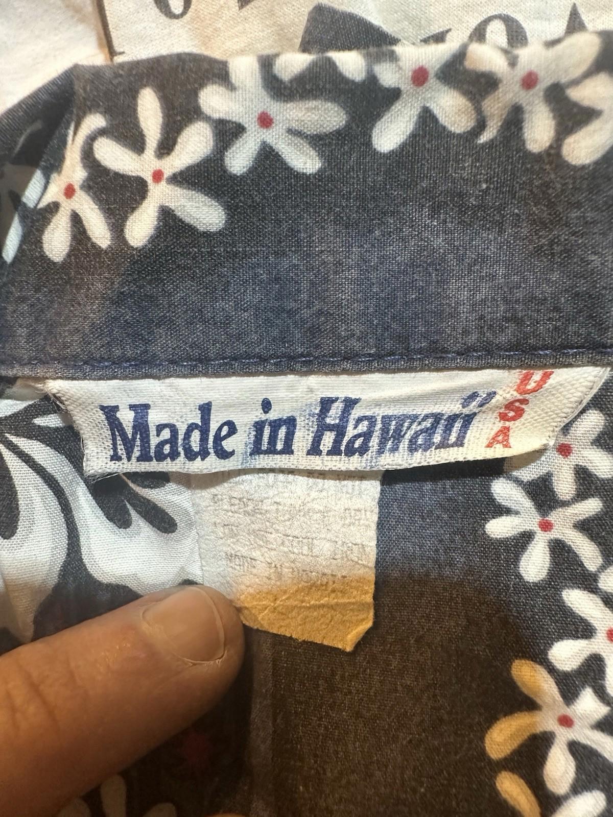 Lot Of 3 Vintage Hawaian Shirts  S,M, L or XL