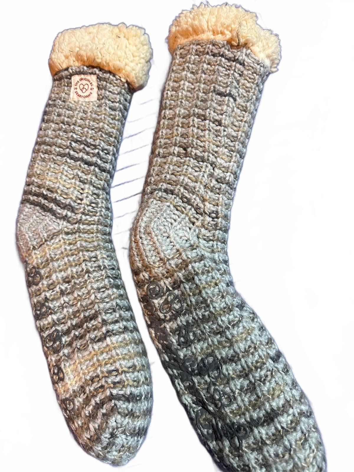 Dearfoams Knit Slipper Socks Gray Sherpa Lined Non-Slip
