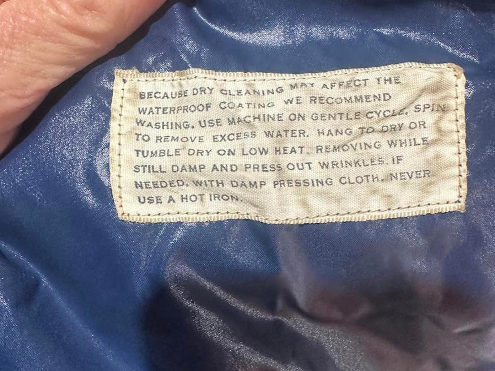 Vintage SKYR Ladies Waterproof Nylon Jacket Size S