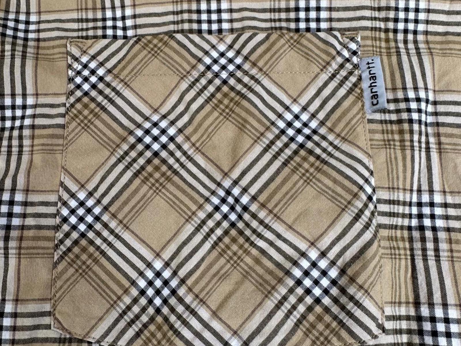 Carhartt Men’s Plaid Button Front Shirt Size L Regular Tan Brown Cotton Workwear
