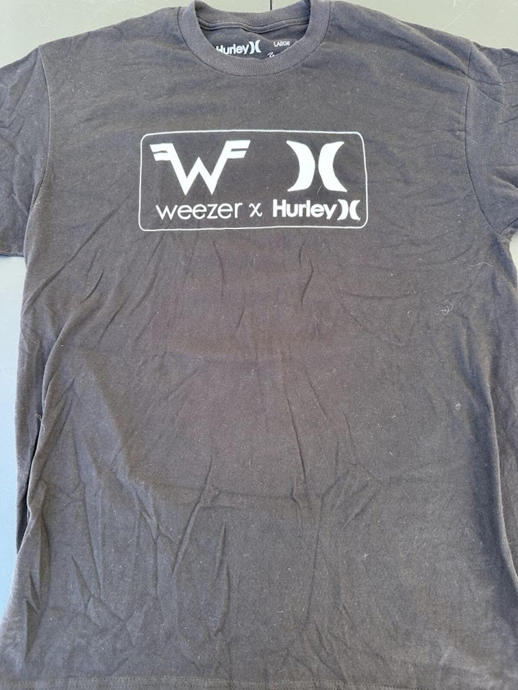 Weezer x Hurley Band Tee Large