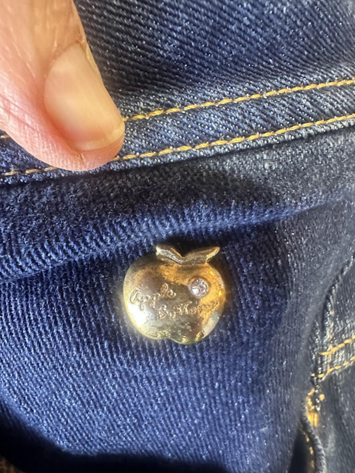 Apple Bottoms Dark Wash Bootcut Jeans 9/10