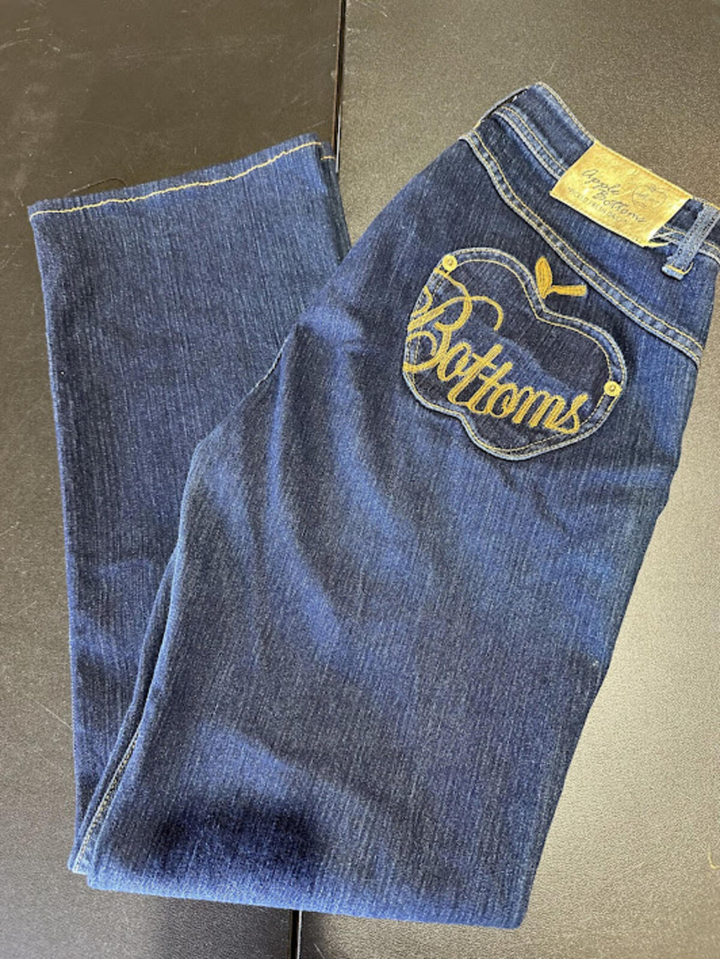 Apple Bottoms Dark Wash Bootcut Jeans 9/10