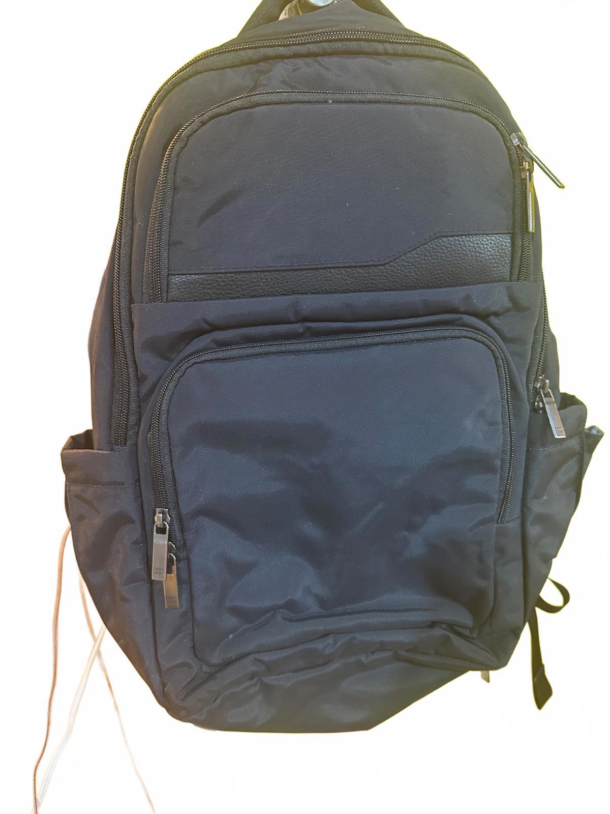 Black Travel & Laptop Backpack with USB Port – Unbranded