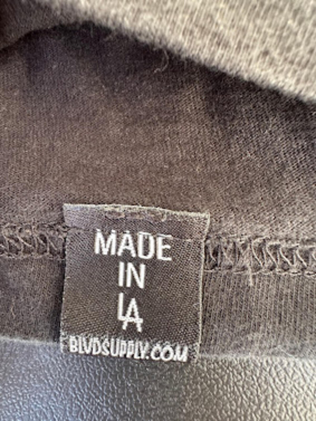 BLVD Life Made in LA Graphic Streetwear Tee M