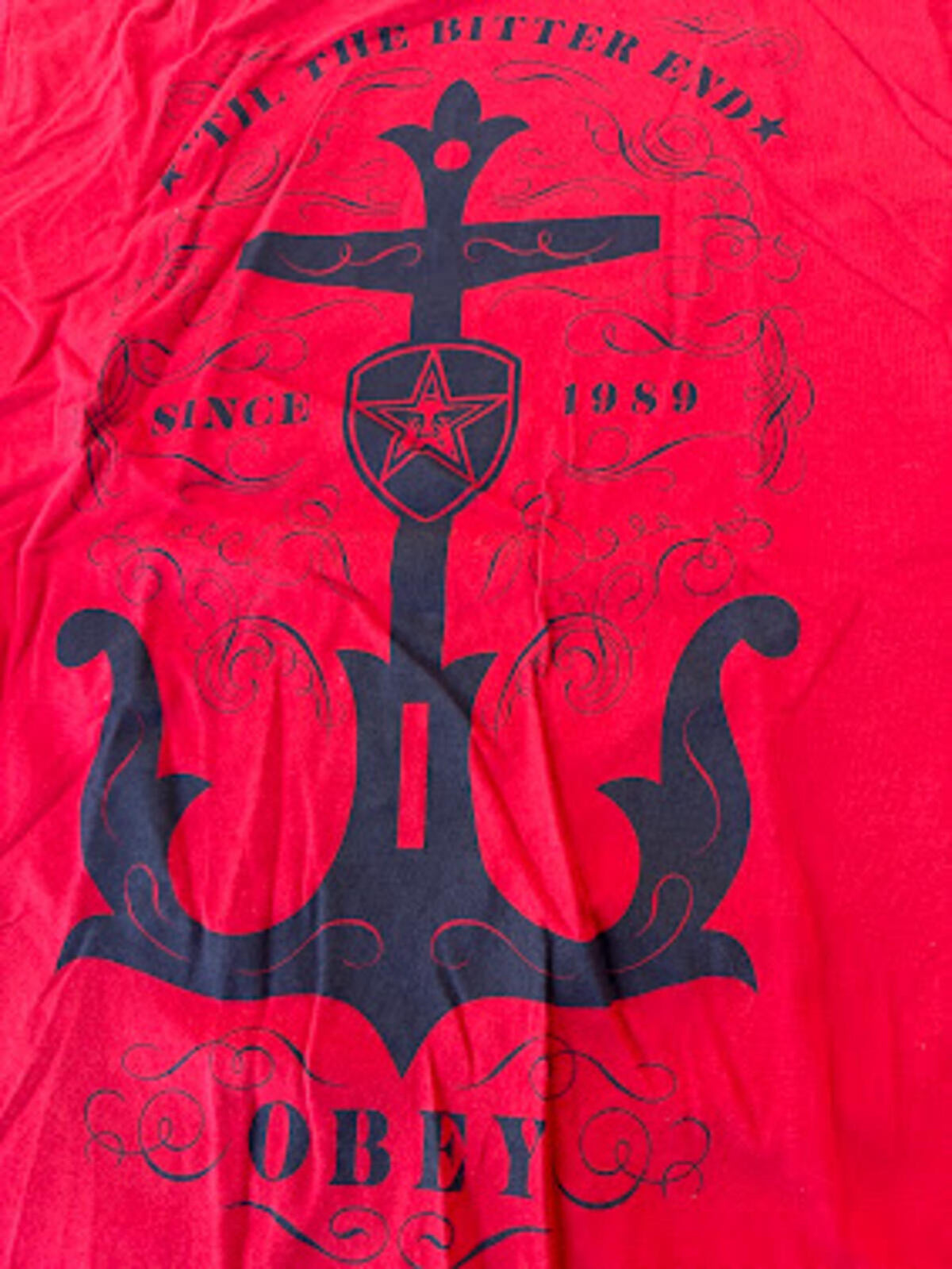 Obey Propaganda Graphic Tee NWT Medium