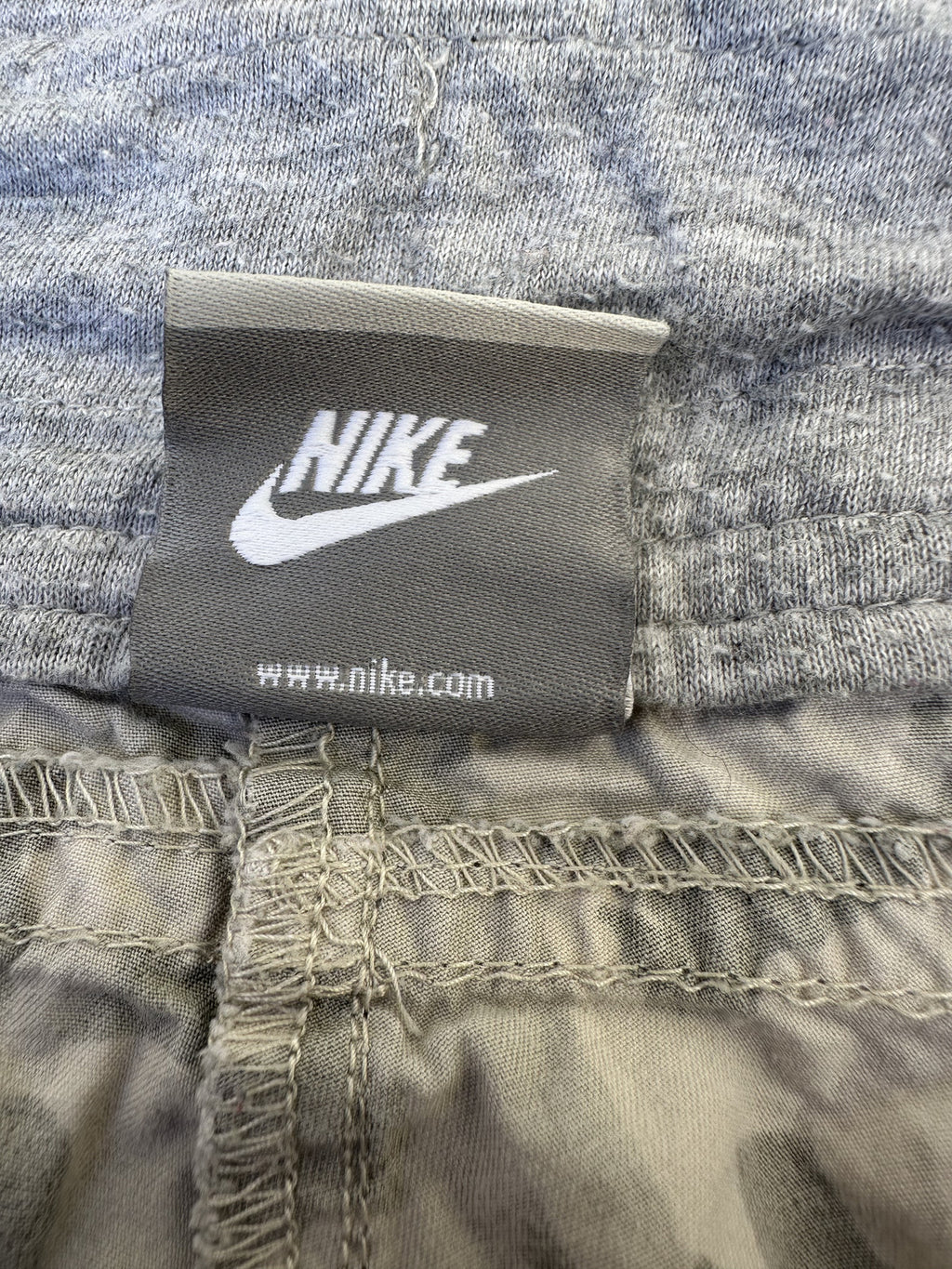 Nike Camo Cargo Shorts Small