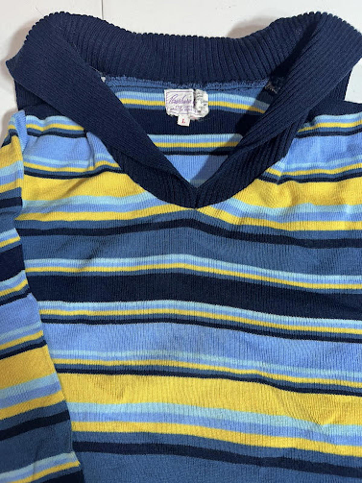 Vintage striped knit sweater – fits Women’s XS