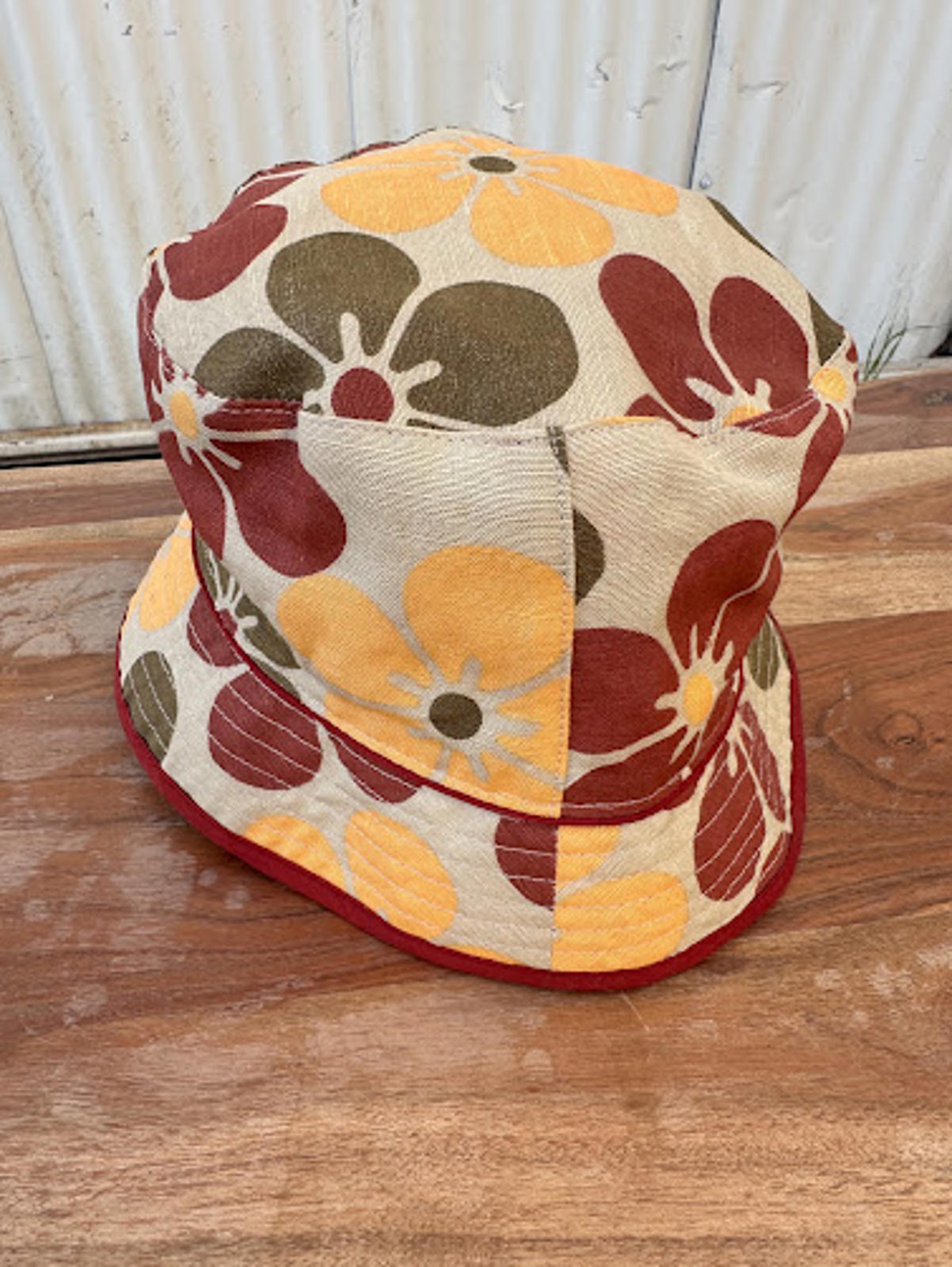 Vintage 1970s Floral Bucket Hat Mod Flower Power