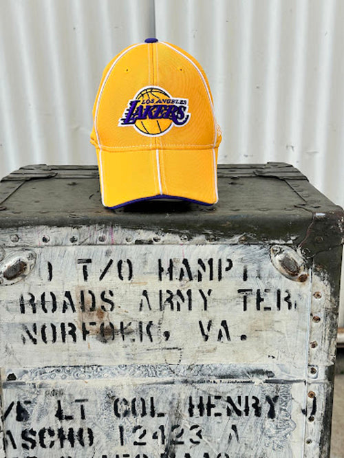 Adidas Lakers Gold Stretch Fit Cap S/M