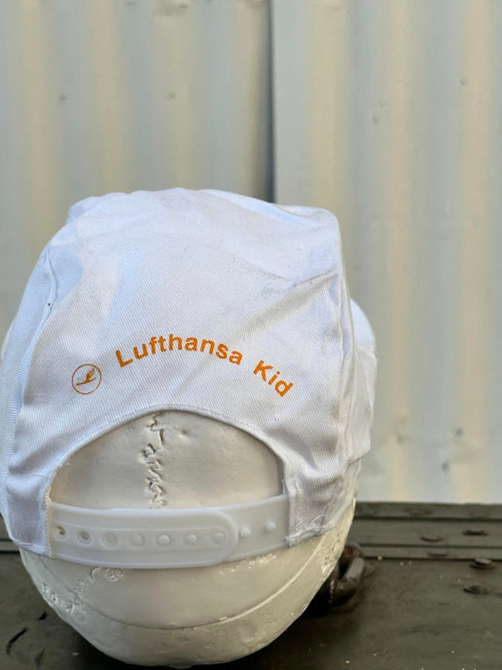 Lufthansa Kid Lu Der Kranich Snapback Hat