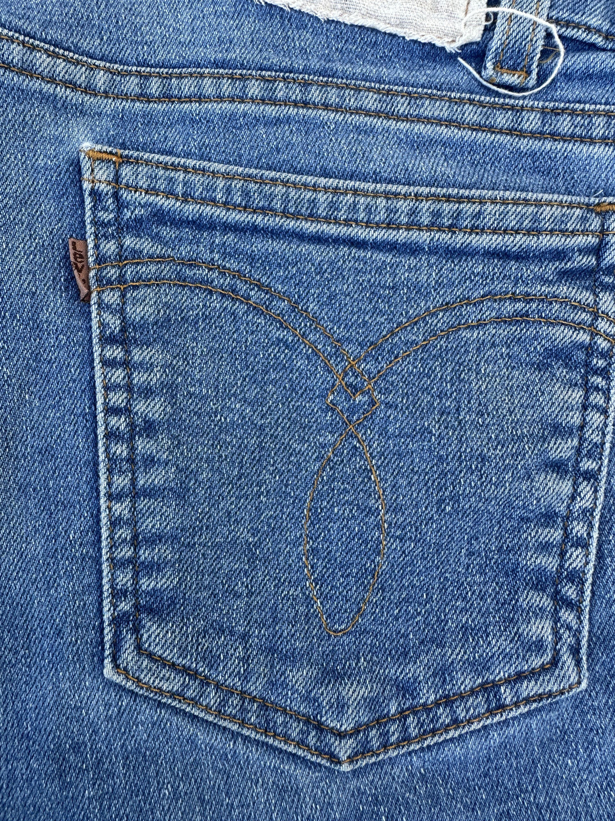 Levi's 550 Relaxed Fit Jeans 34x26  Guatemala