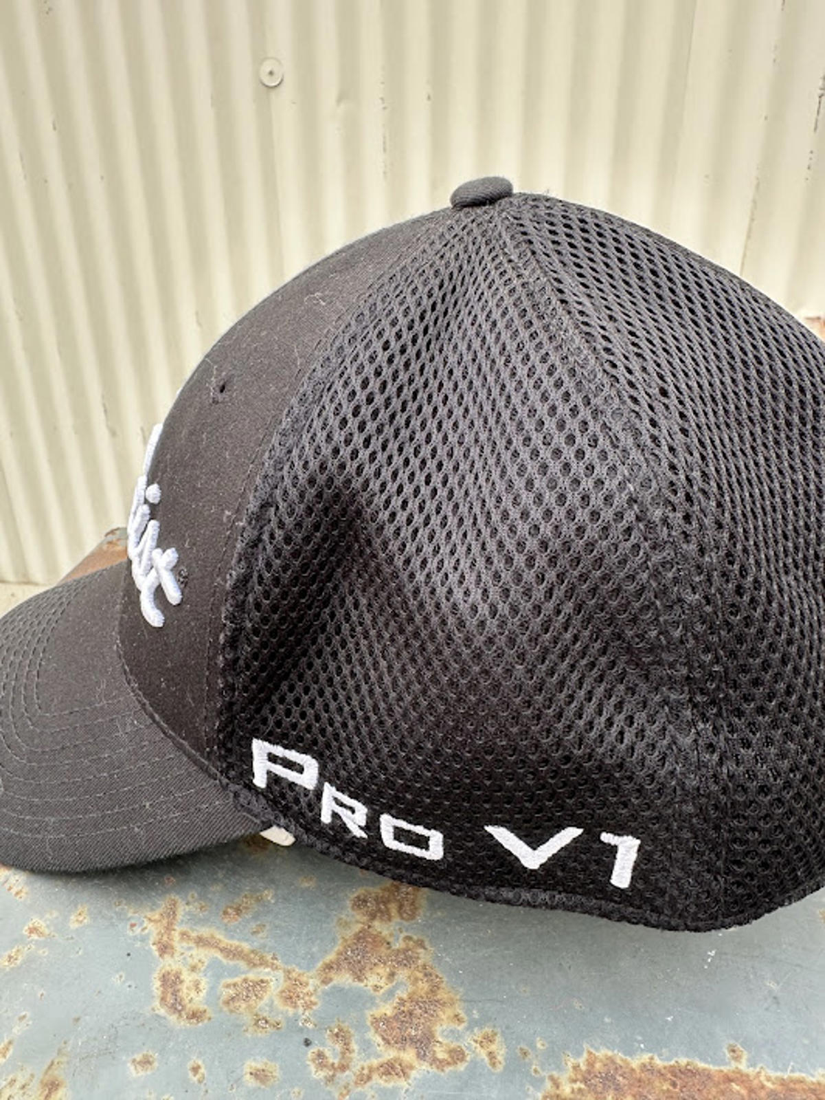 Titleist Pro V1 FJ Golf Hat L/XL New Era