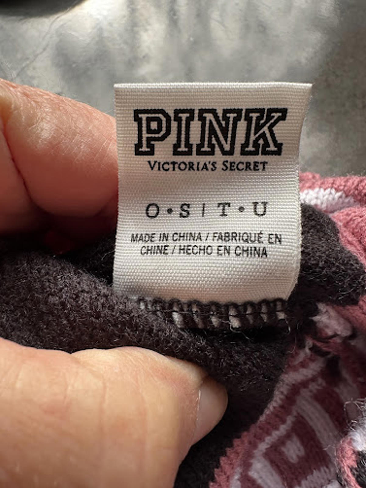 PINK Victoria’s Secret Pom Knit Beanie OS
