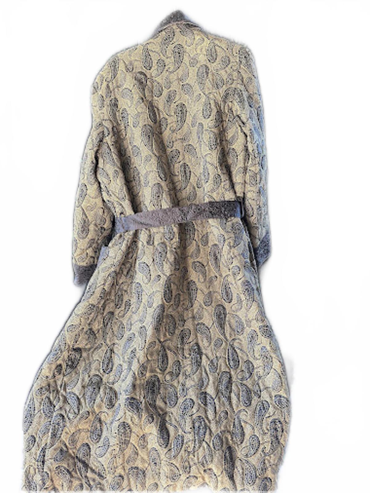 Vintage Paisley Quilted Robe Hong Kong L
