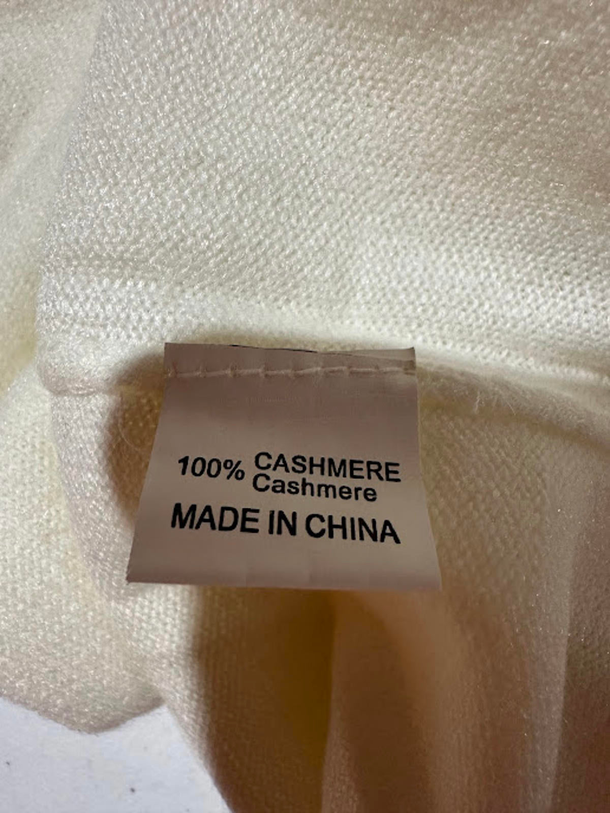Burberrys 100% Cashmere Short Sleeve