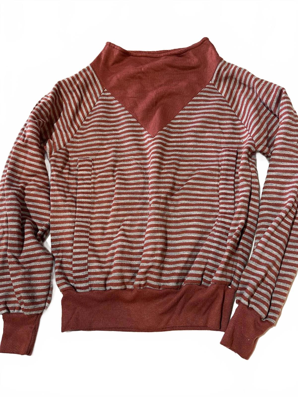 Sears JR Bazaar Striped V-Neck S