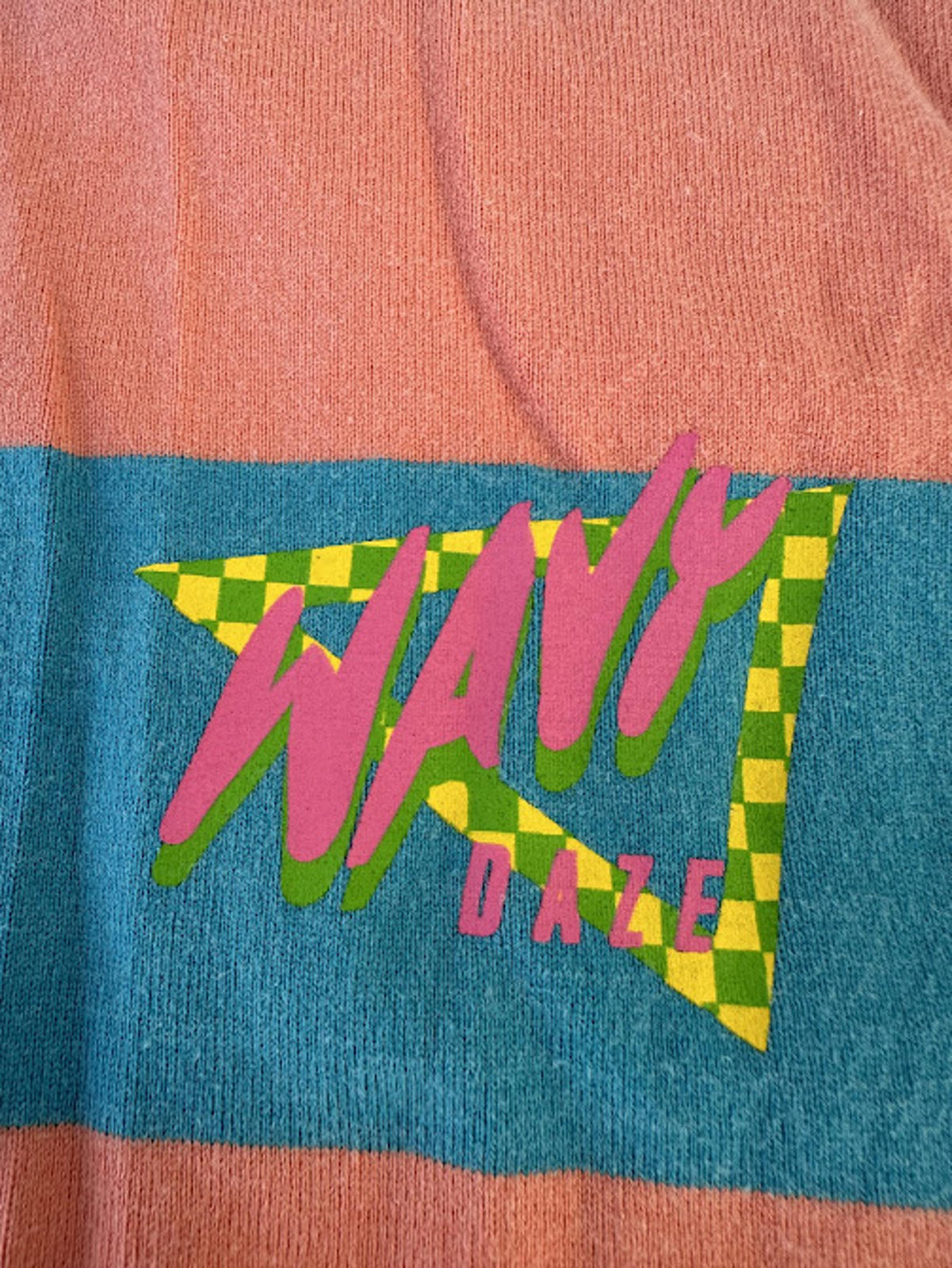 Empyre Wavy Daze Stripe Tee Medium
