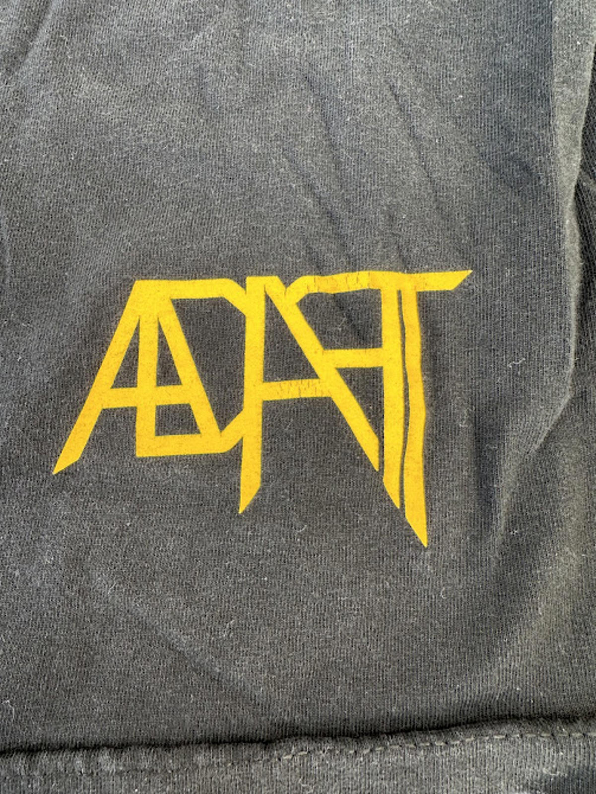 Adapt SF Gold Blooded Graphic Tee L