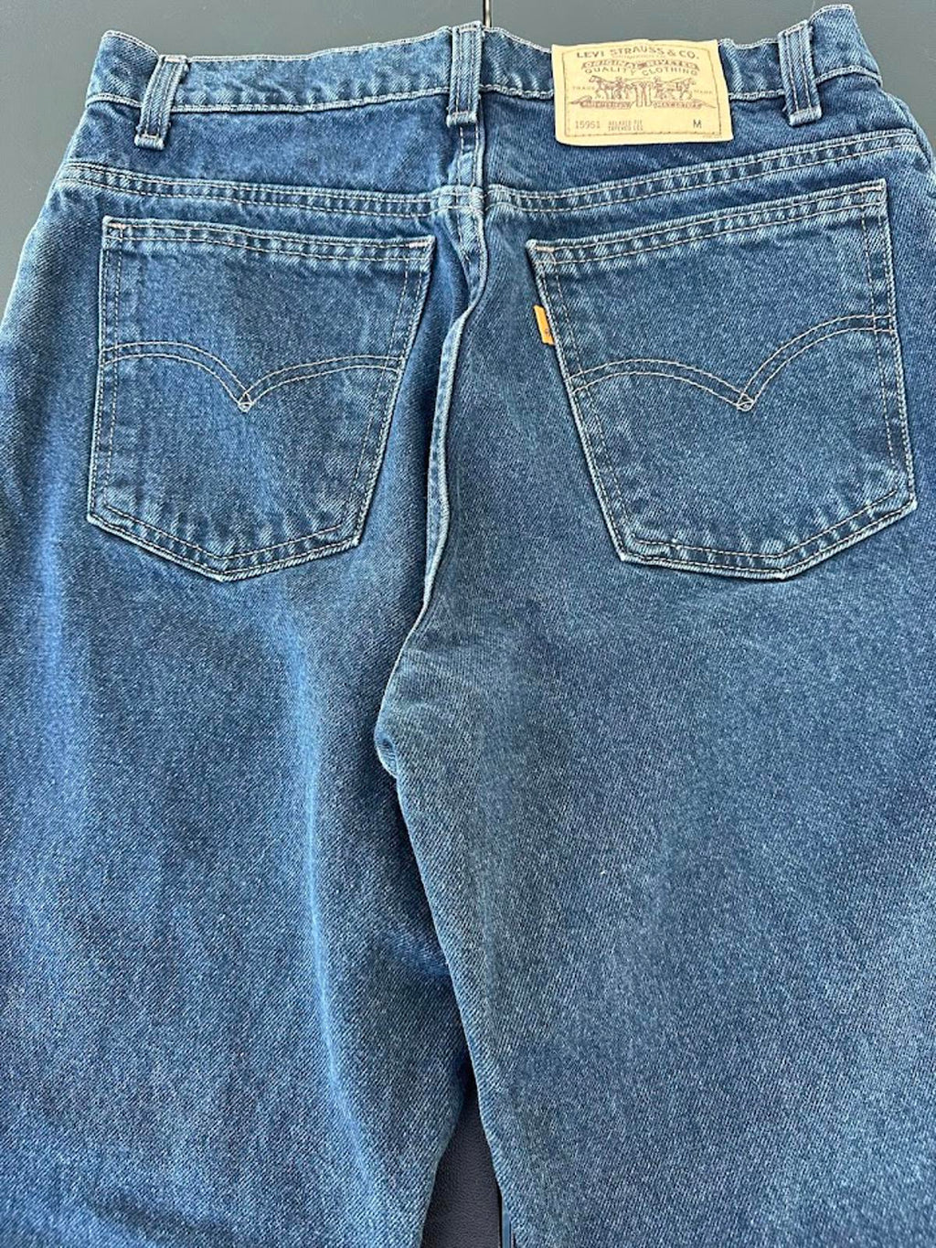 Levi’s 15951 Relaxed Taper Jeans USA 12 Medium