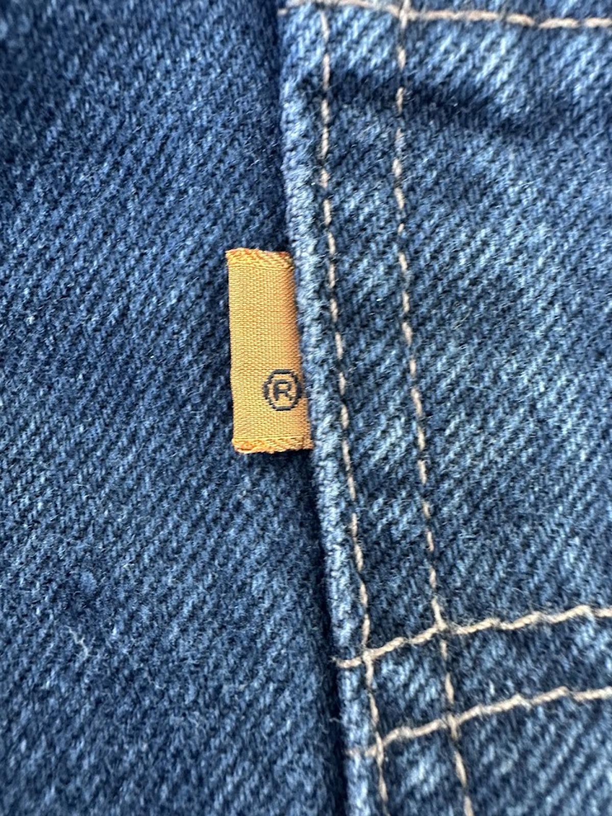 Levi’s 15951 Relaxed Taper Jeans USA 12 Medium