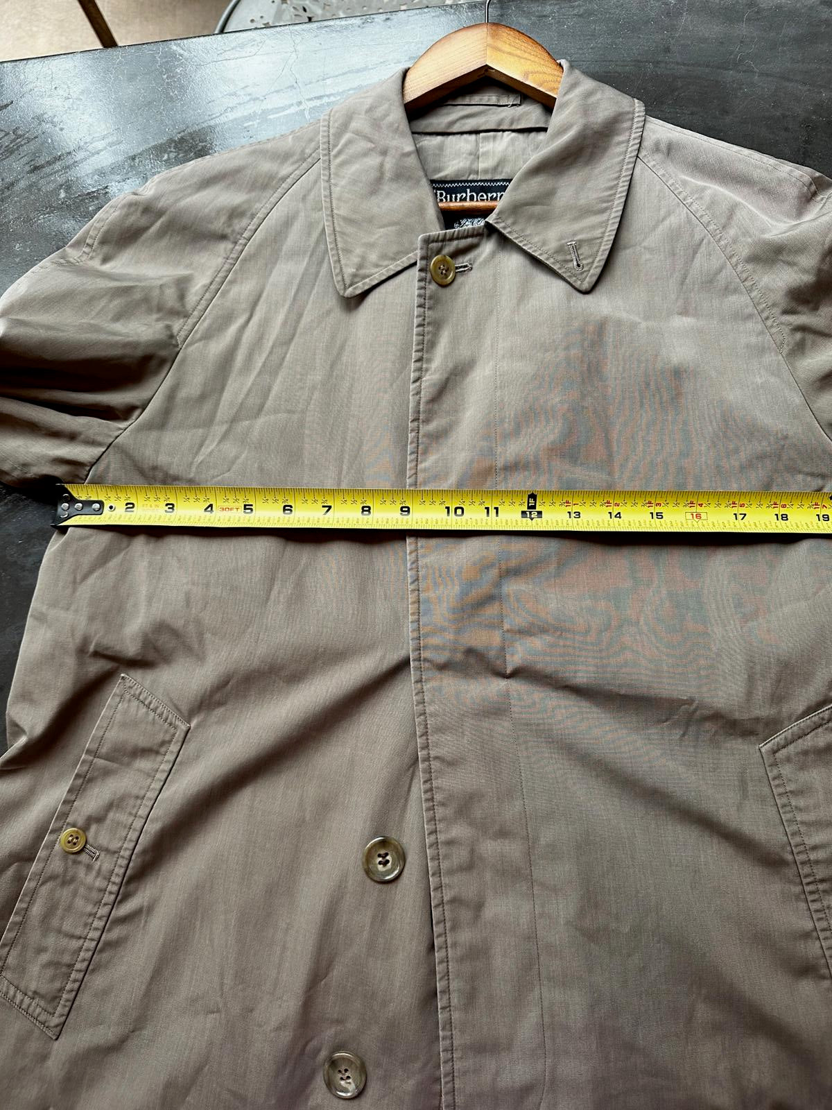 Vintage Burberrys Men TrenchCoat Khaki SingleBreasted 80s90s
