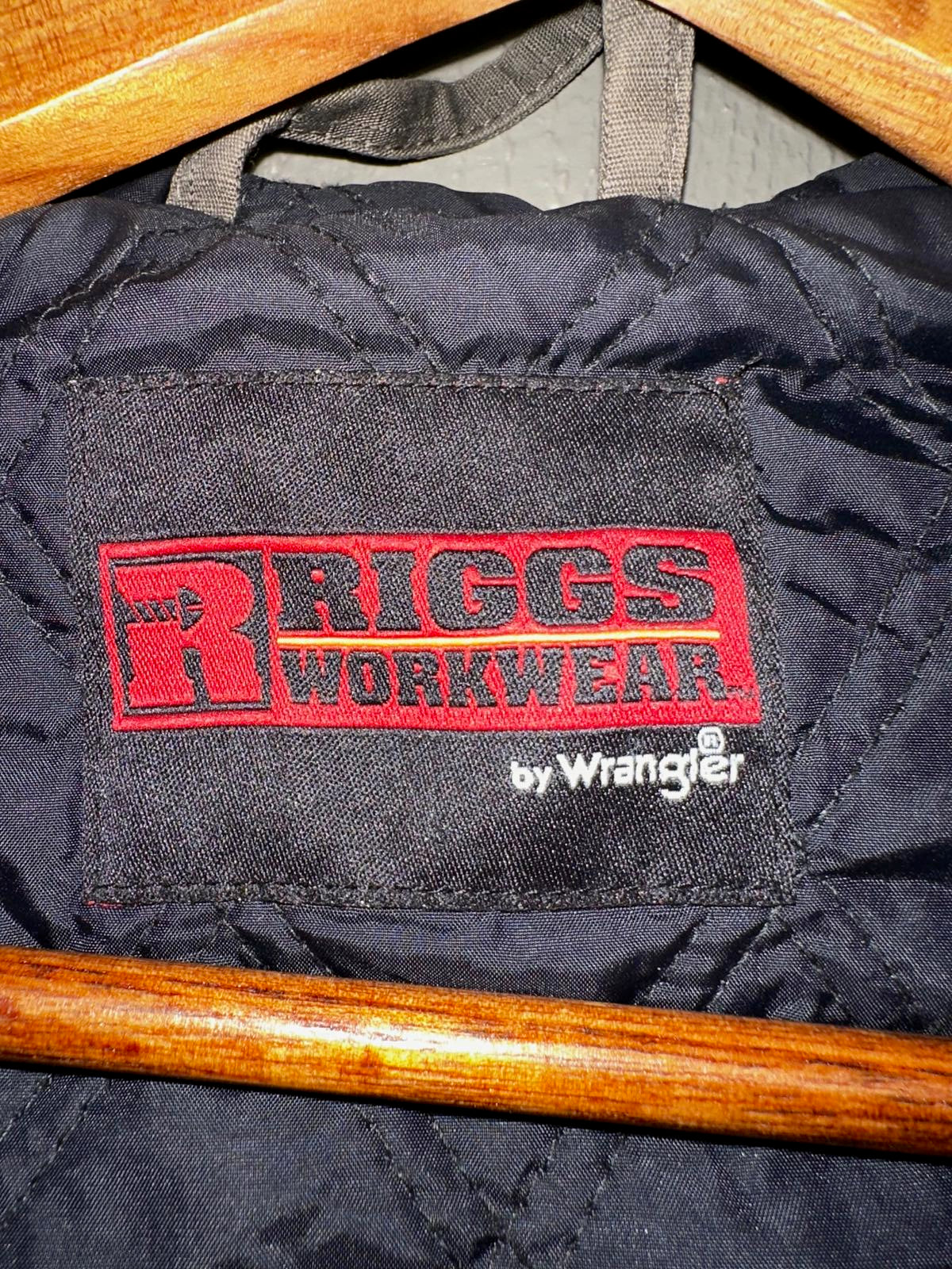 Riggs Workwear by Wrangler hooded jacket  Mens Medium