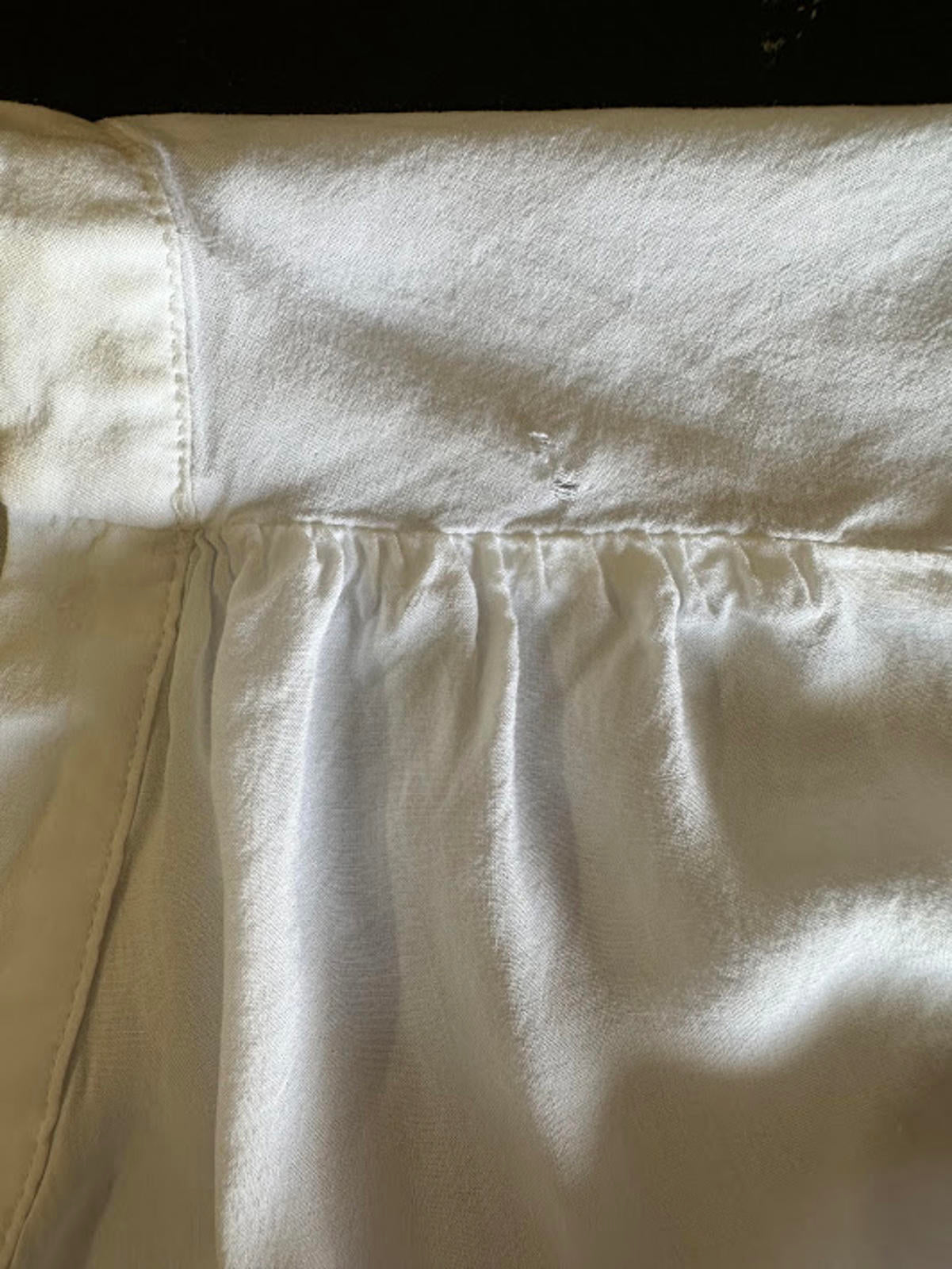 GAP White V-Neck Cap Sleeve Blouse XXL