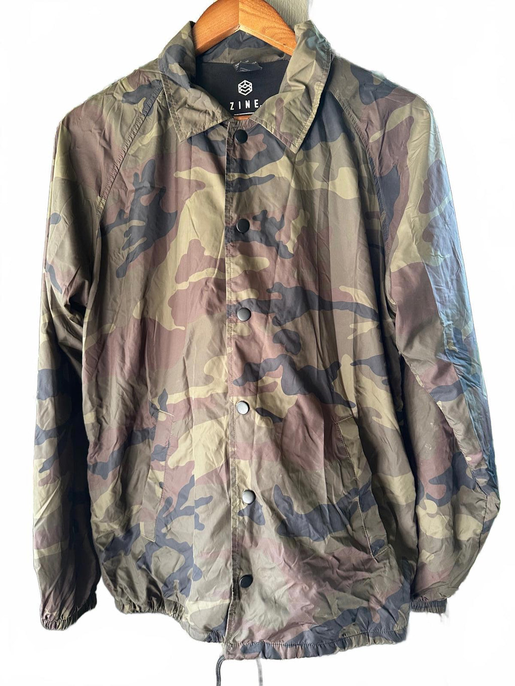 Zine Men's Woodland Camo Nylon Coach Jacket Small