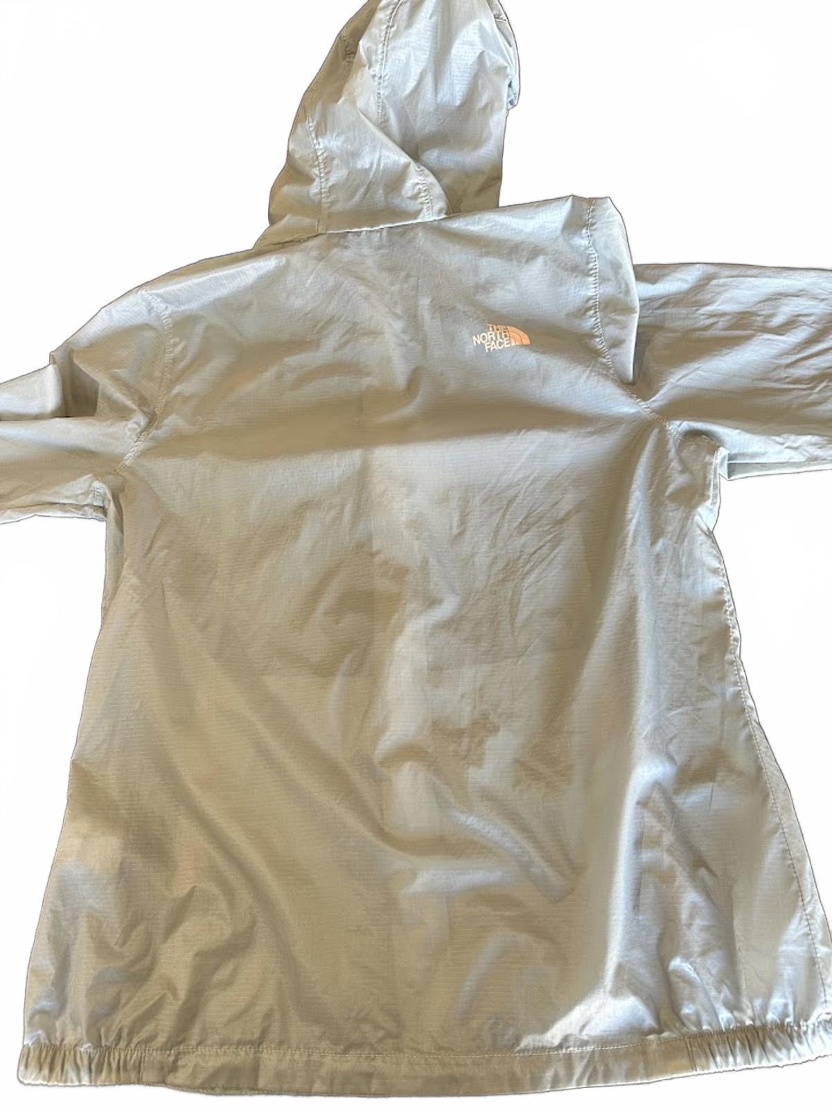 North Face Women’s Hooded Windbreaker Jacket