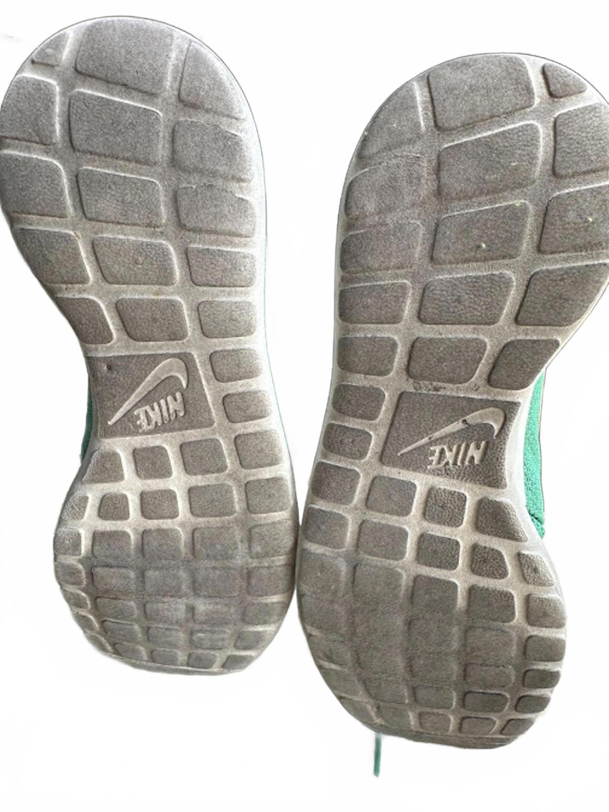 Nike Roshe Run Green Mesh Sneakers Men’s 9