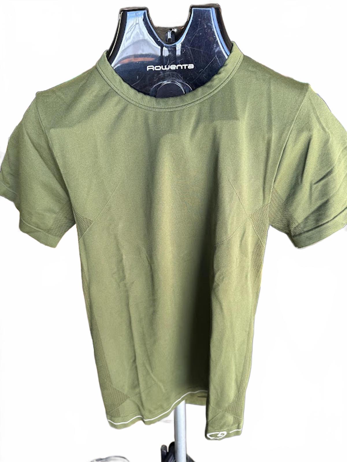 Nike Dri-Fit & Champion Workout Shirts Bundle M