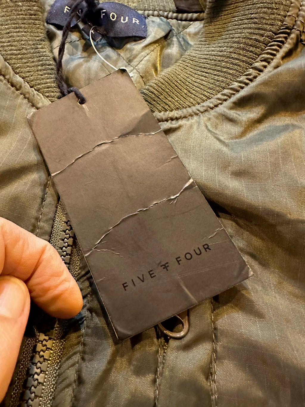 Five Four Timor Olive Bomber Jacket Men’s Large NWT Nylon Quilted MA-1 Style